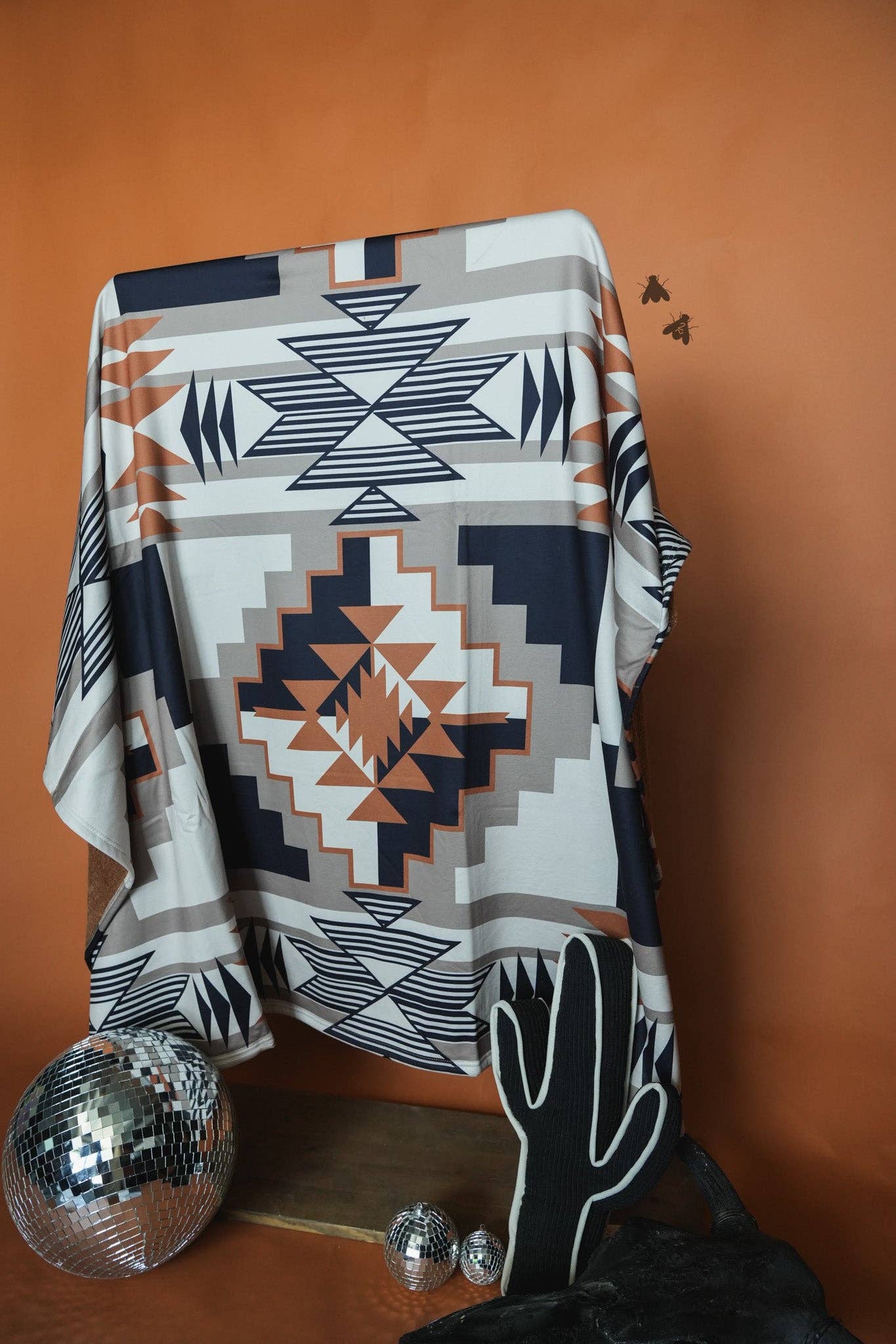 Santa Fe Dust Blanket | Western Aztec Plush Reversible Throw Blanket