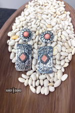 Load image into Gallery viewer, Rodeo Queen Earrings
