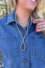 Load image into Gallery viewer, Mesa Moon Necklace
