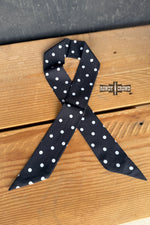 Load image into Gallery viewer, Black Dottie Twillie
