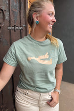 Load image into Gallery viewer, Metallic Spur Tee - DESERT GREEN
