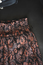 Load image into Gallery viewer, LATHER IN LEATHER SKORT
