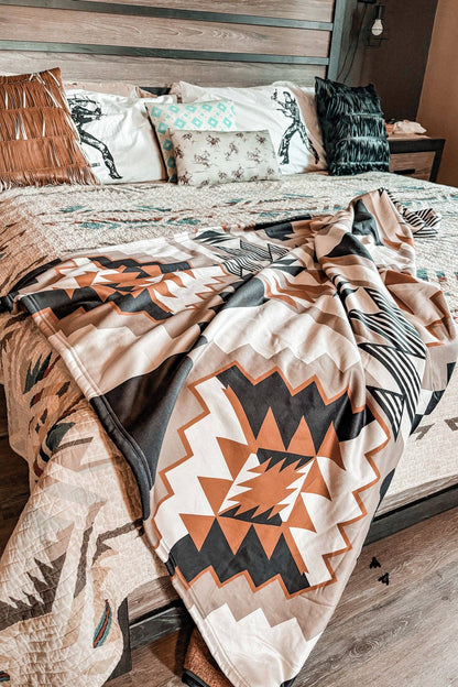Santa Fe Dust Blanket | Western Aztec Plush Reversible Throw Blanket