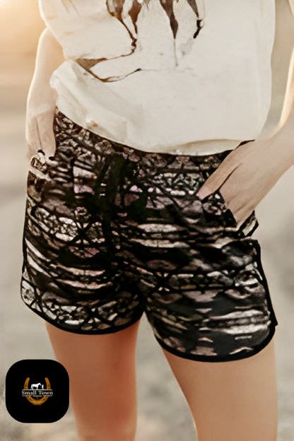 Cowgirl Canyon Shorts