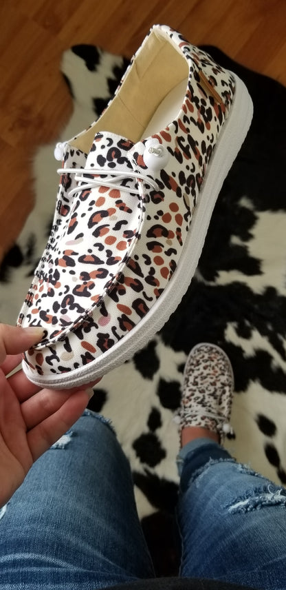 Kayak Snow Leopard Slip-On Shoes | Western Cowgirl Comfort Slip-On Sneakers